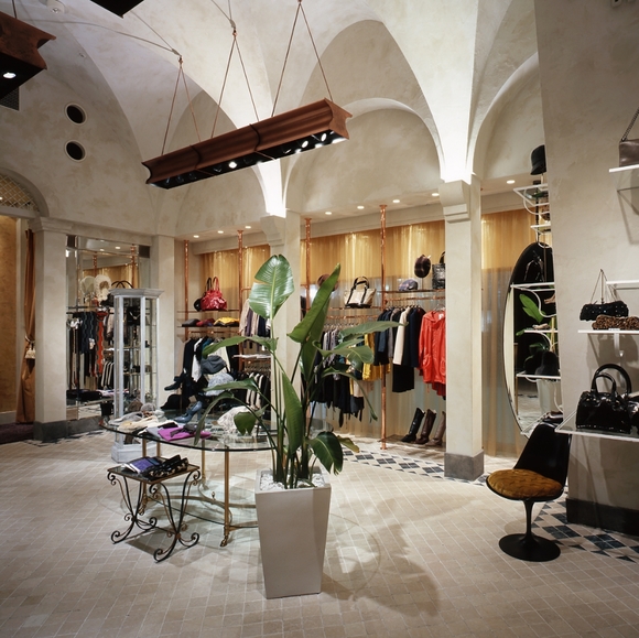 ★SOLD★Flowy White Long T-shirt - Picture 15 of 15